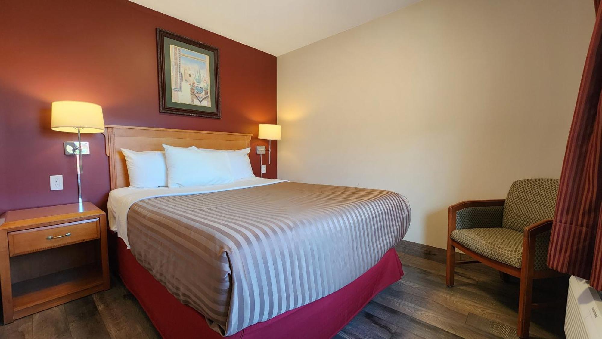Sahara Courtyard Inn & Suites Osoyoos Kültér fotó