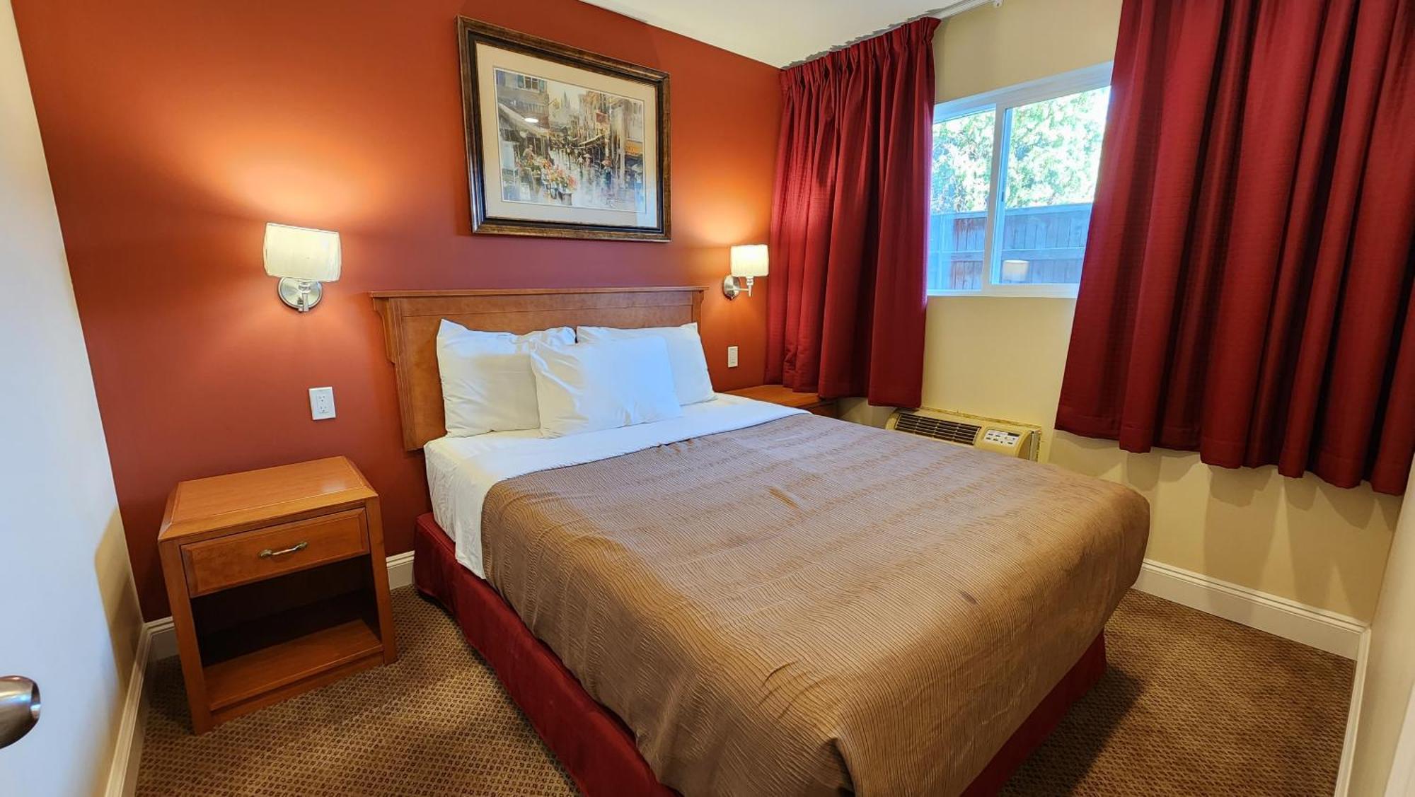Sahara Courtyard Inn & Suites Osoyoos Kültér fotó